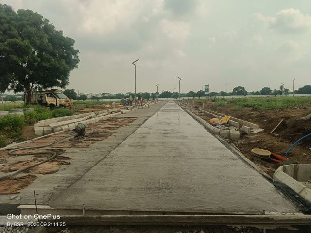 Fresh Concrete Carriageway Pouring