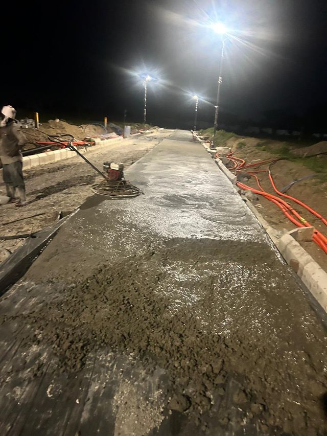 Power Trowel Concrete Surface Finishing