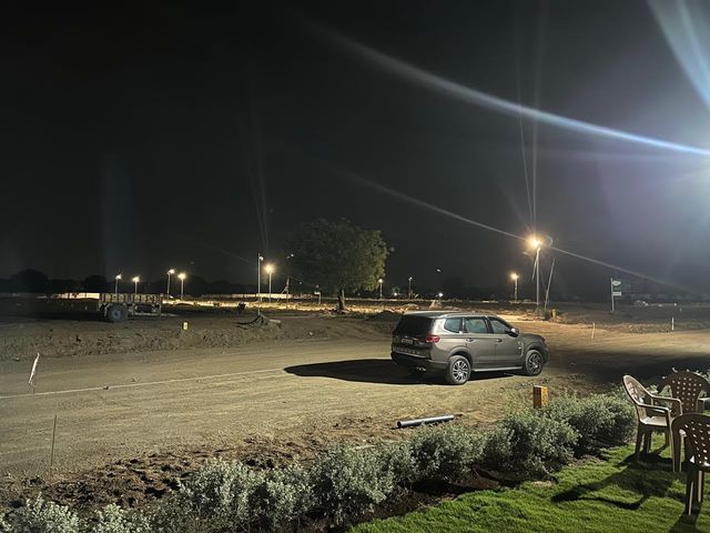 Night View of Site Office & Illuminated Avenues