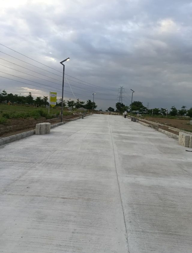 Completed Concrete Avenue with Kerb Lines